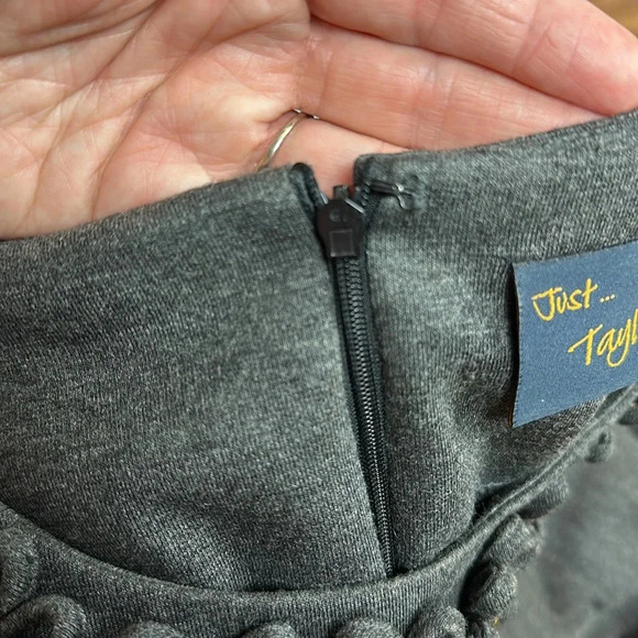 Just Taylor fitted knit cap-sleeve dress with neckline embellishment - Picture 9 of 10